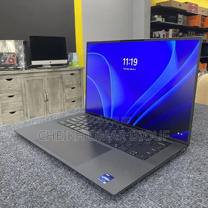 Nouveau Dell Precision 5570 32GB Intel Core i7 SSD 512GB