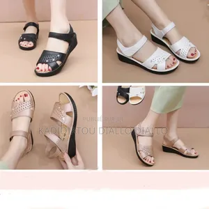 Chaussures De Femmes Et Enfants