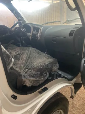 Kia Bongo 2025 Blanc