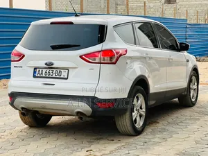 Ford Escape 2015 Blanc