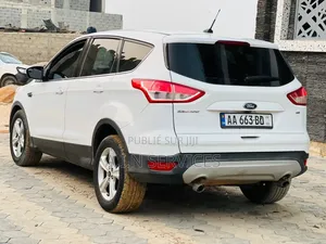 Ford Escape 2015 Blanc