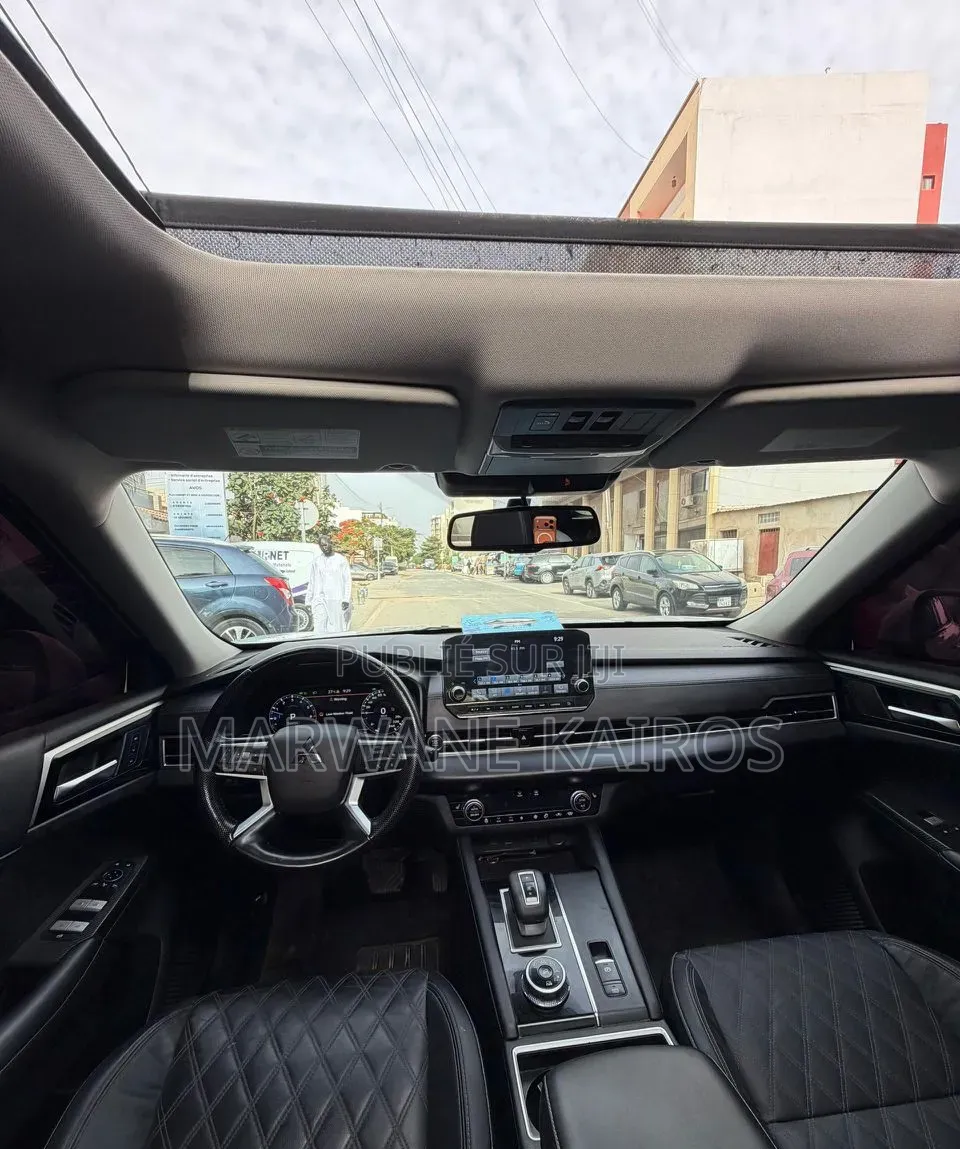 Mitsubishi Outlander 2022 Blanc