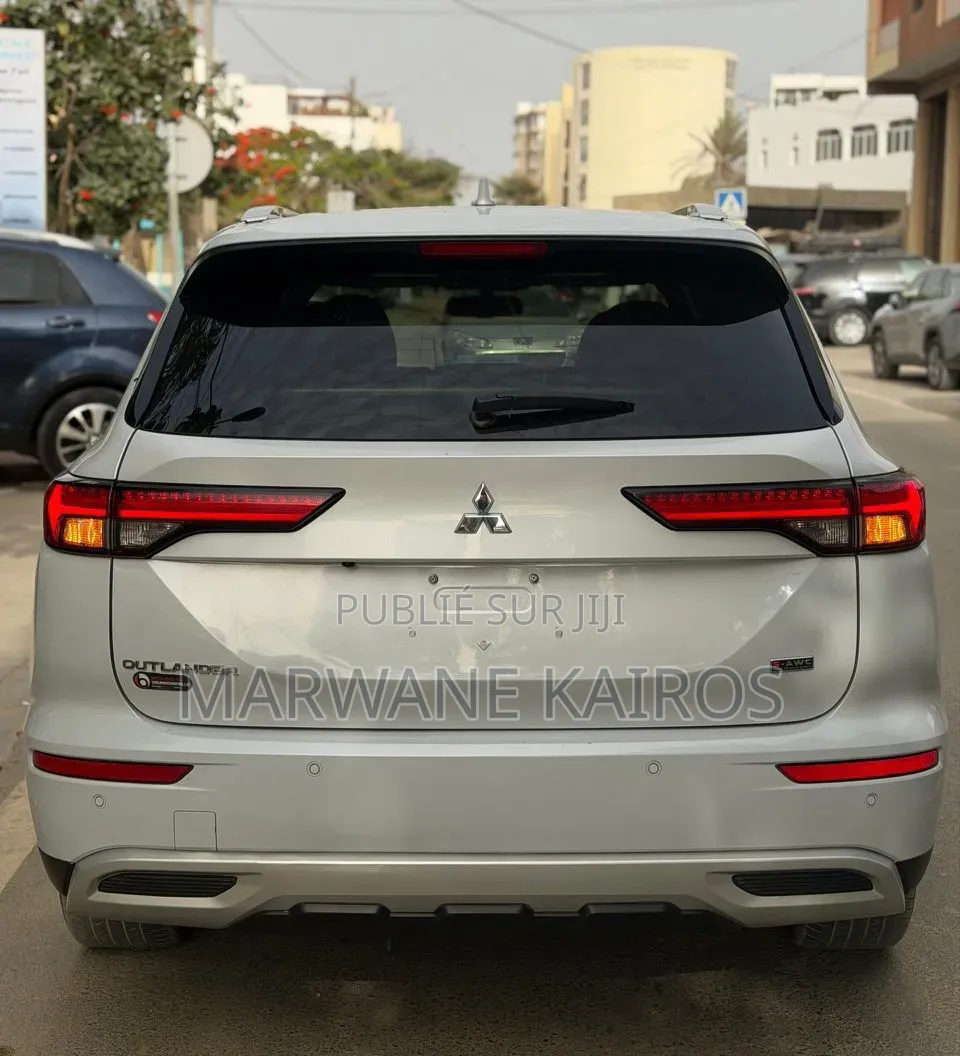 Mitsubishi Outlander 2022 Blanc