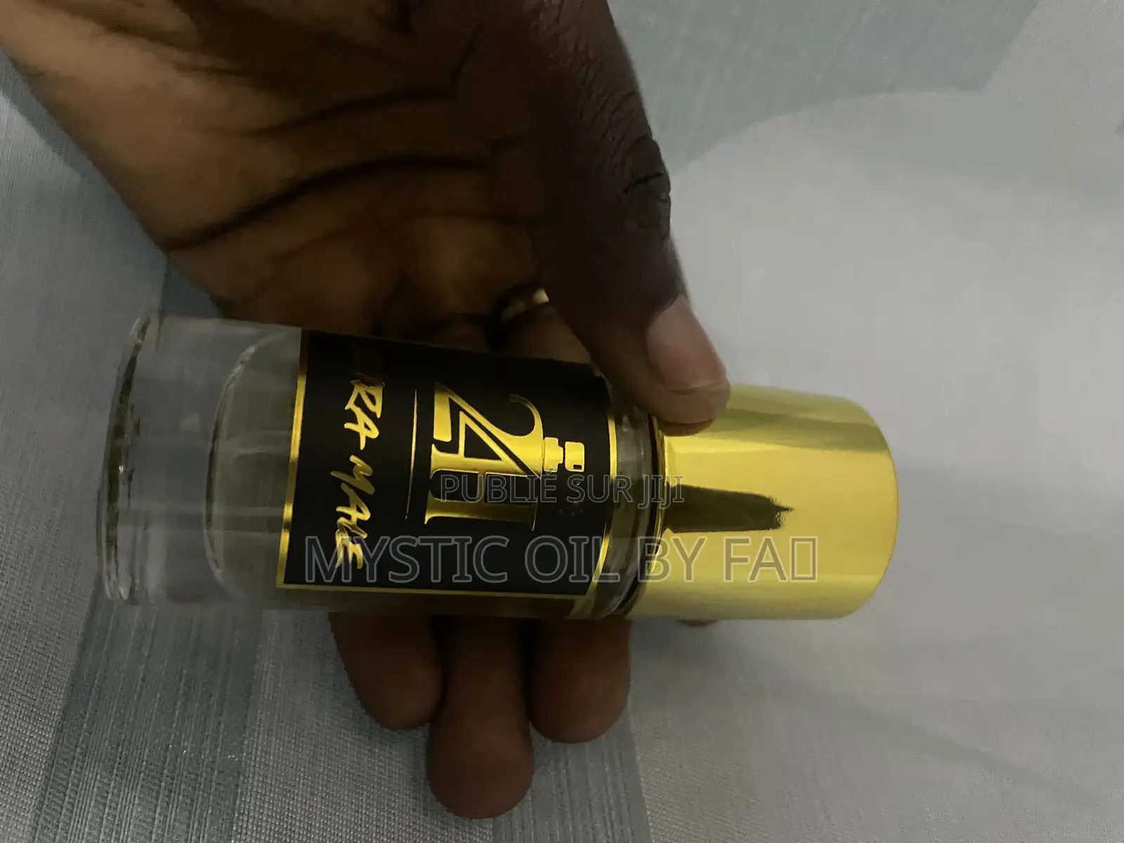 Extrait De Parfum Et Huile