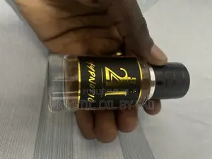 Extrait De Parfum Et Huile