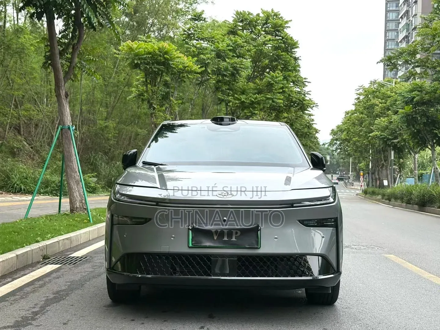 Toyota bZ3 2025 Gris