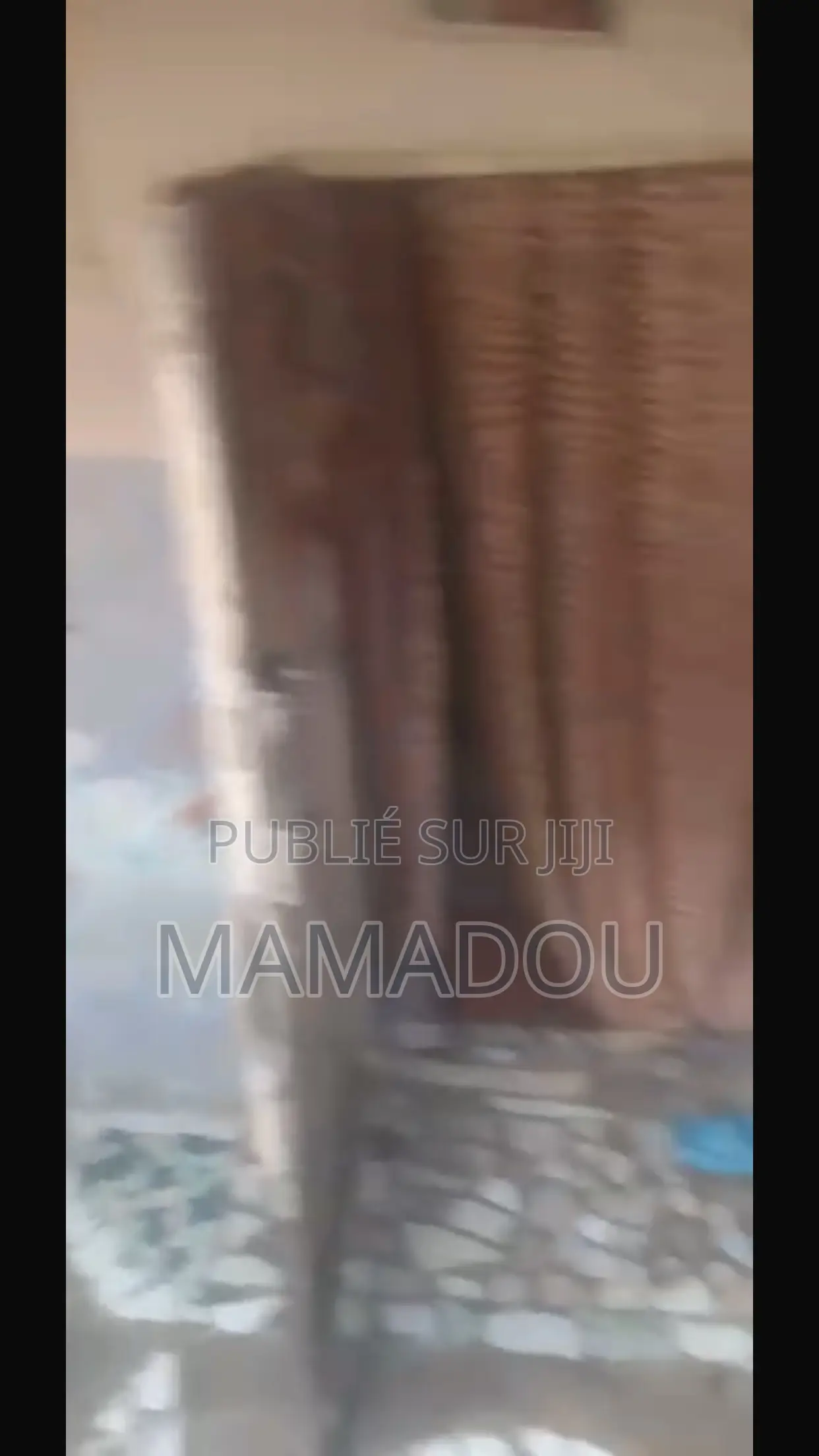 Maison À Démolir a Vendre Guediawaye