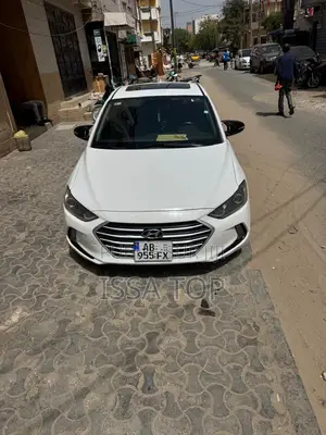 Hyundai Elantra 2017 Blanc
