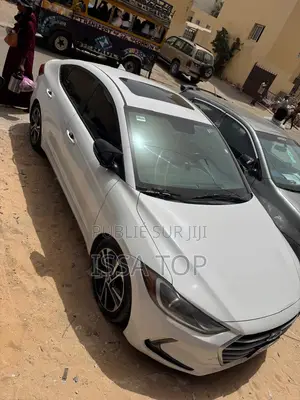 Hyundai Elantra 2017 Blanc