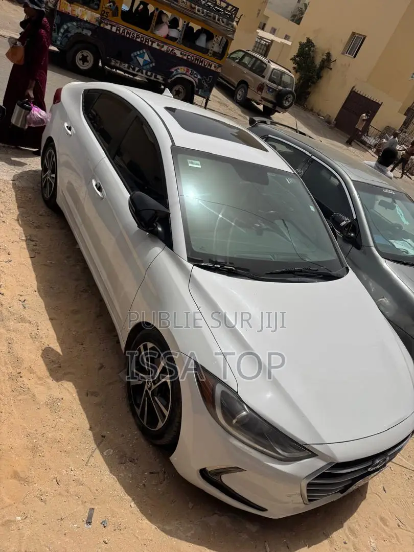 Hyundai Elantra 2017 Blanc