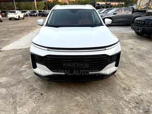 Jetour X70 Plus 2025 Blanc