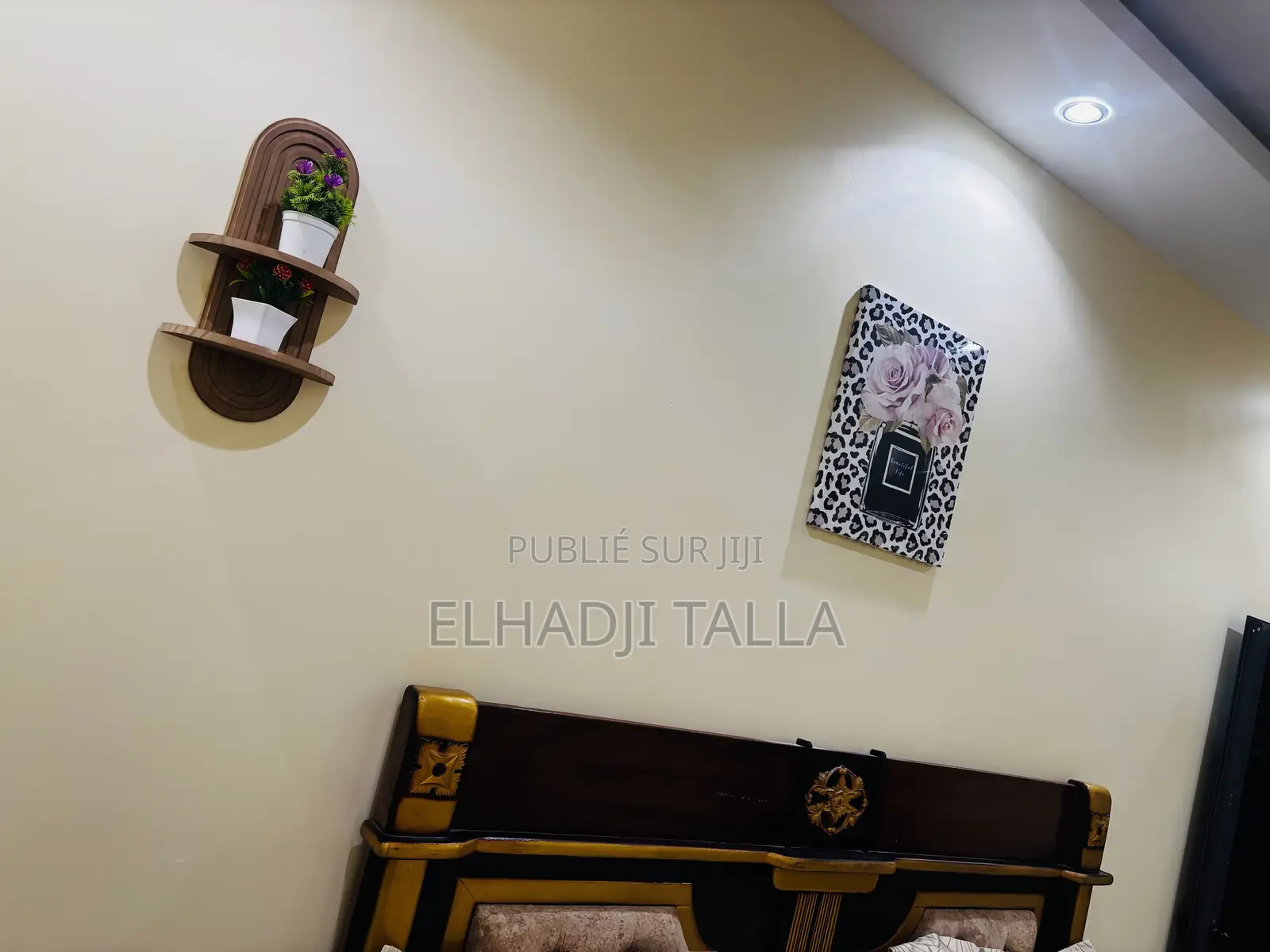 Chambre / Villa Meublée