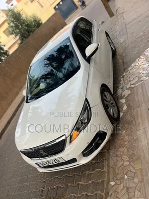 Peugeot 308 2018 Blanc cassé