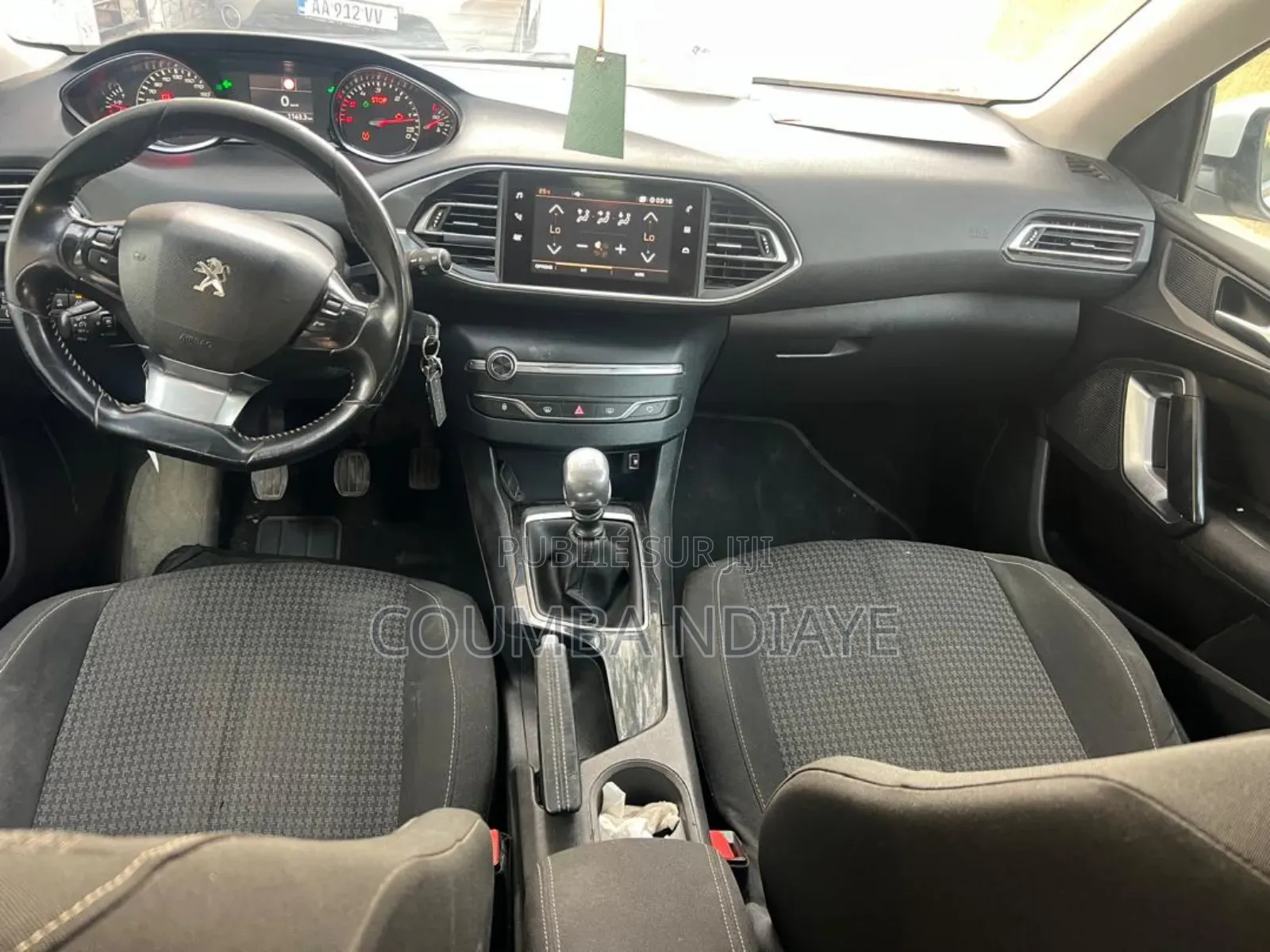 Peugeot 308 2018 Blanc cassé