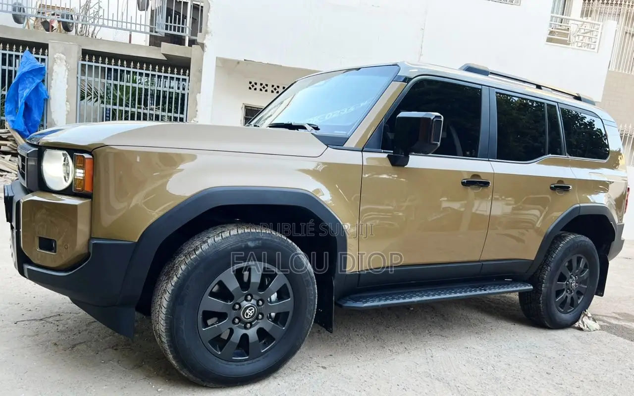 Toyota Land Cruiser Prado 2025 Argenté