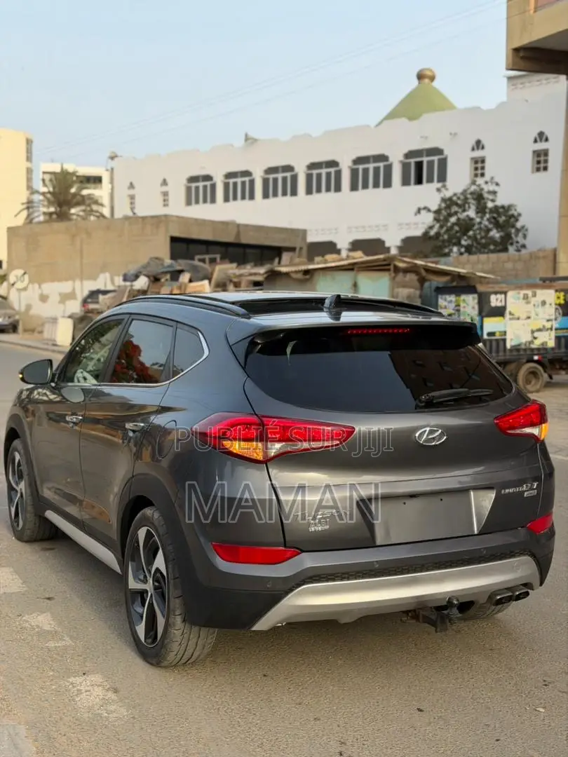 Hyundai Tucson 2017 Gris