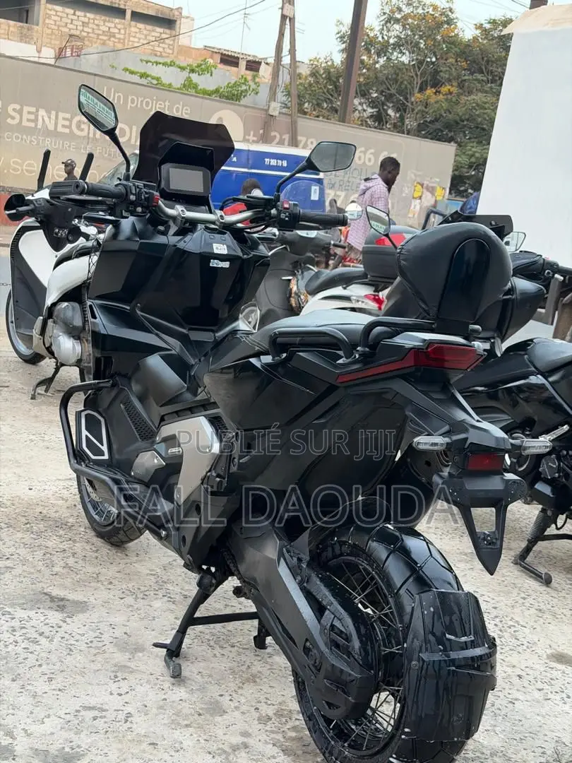 Honda Autre 2023 Noir