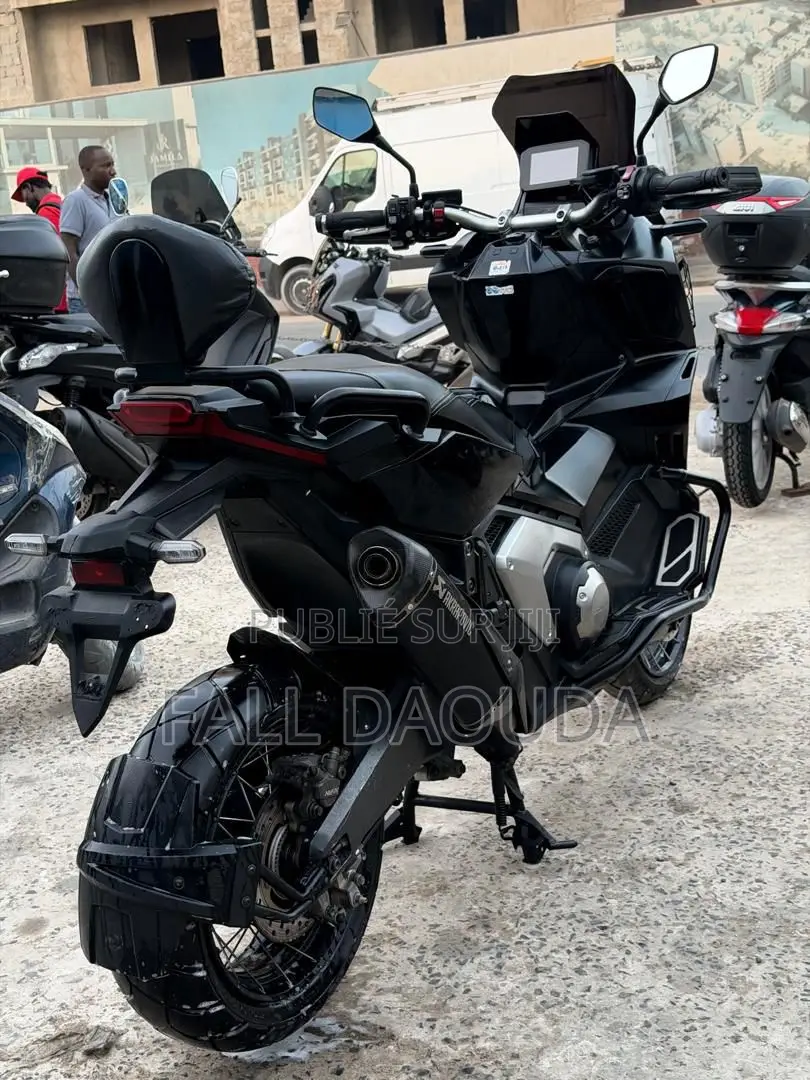 Honda Autre 2023 Noir