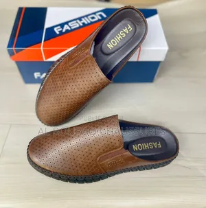 : Mocassins De Luxe Blancs - Cuir Souple - Neufs