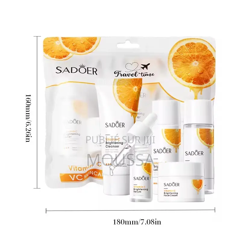 Teint Lumineux Et Sans Taches Avec La Gamme Complète Vitamine C