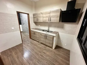 3chbre Appartement dans Mamelles, Yoff à Louer