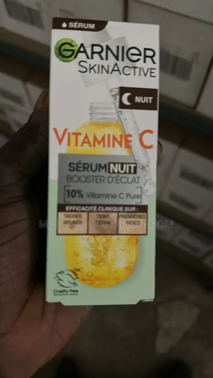 Produits Cosmétiques Et D’Entretien Disponibles