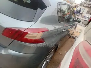 Peugeot 308 2014 Gris