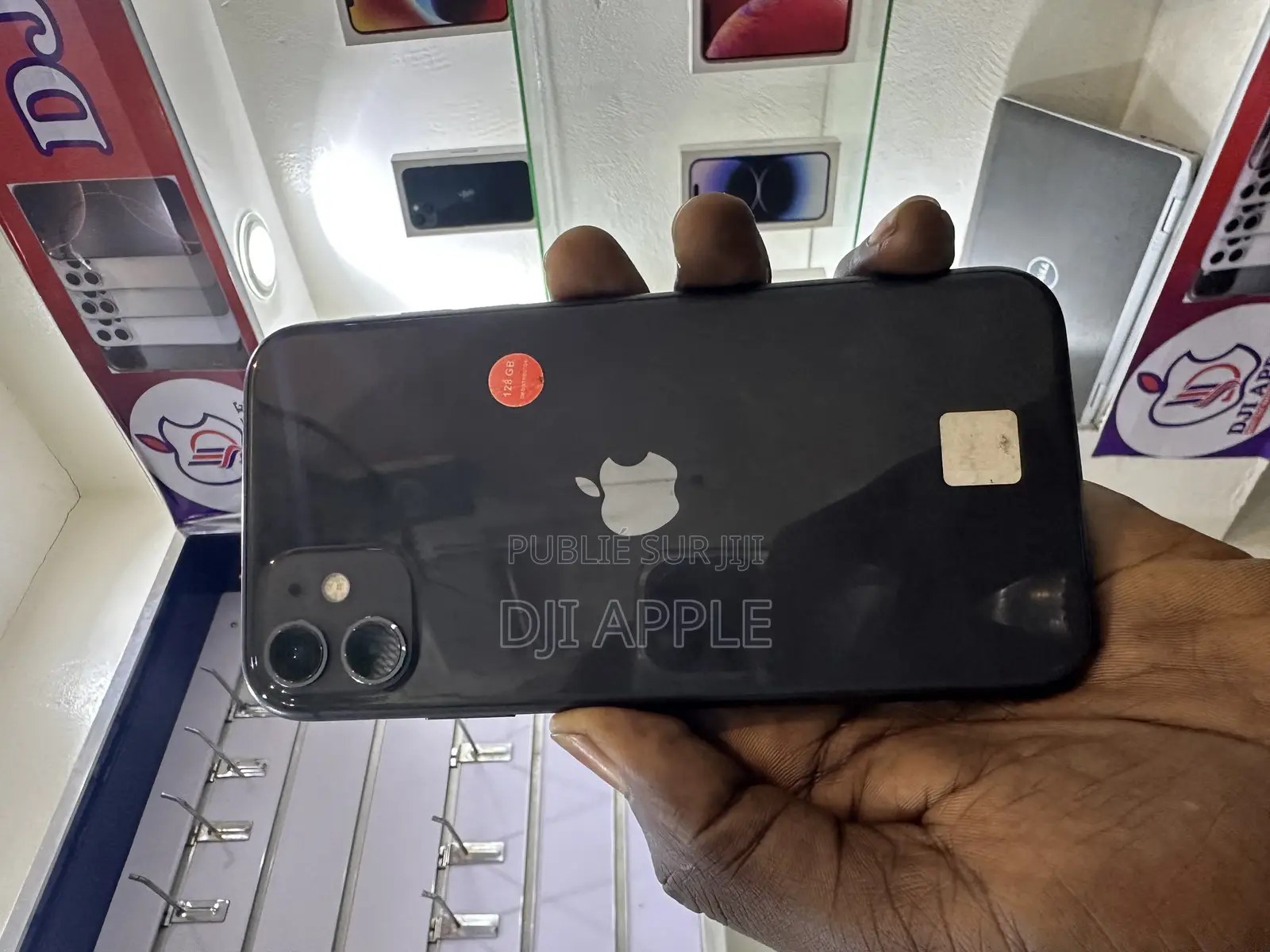 Nouveau Apple iPhone 11 128 GB Noir