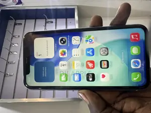 Nouveau Apple iPhone 11 128 GB Noir