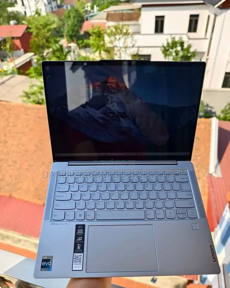 Nouveau Ordinateur portable Lenovo Autre 16GB Intel Core i5 SSD 512GB