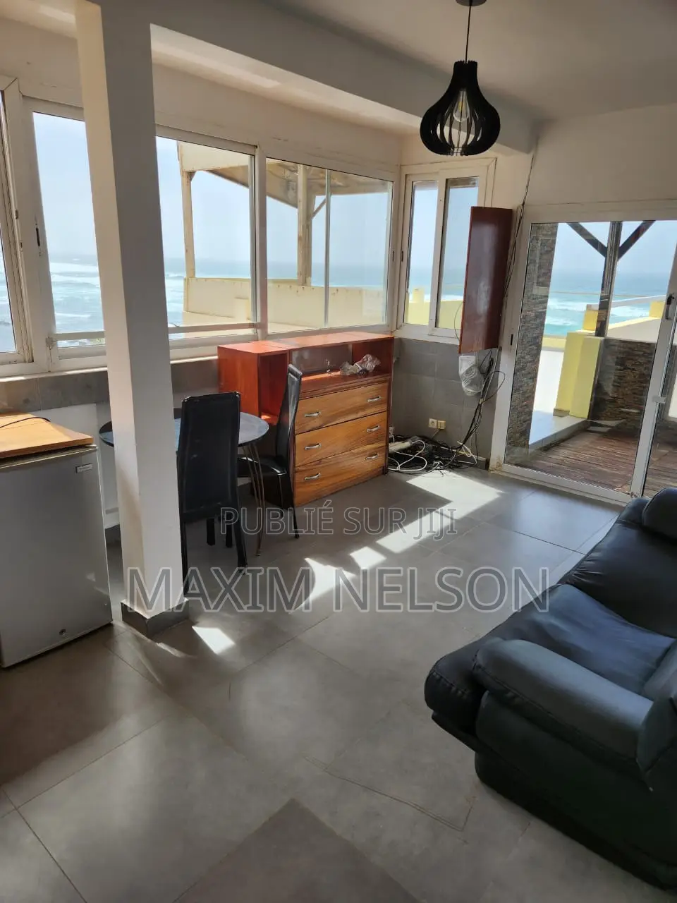 Meublé 2chbre Appartement dans Yoff à Louer