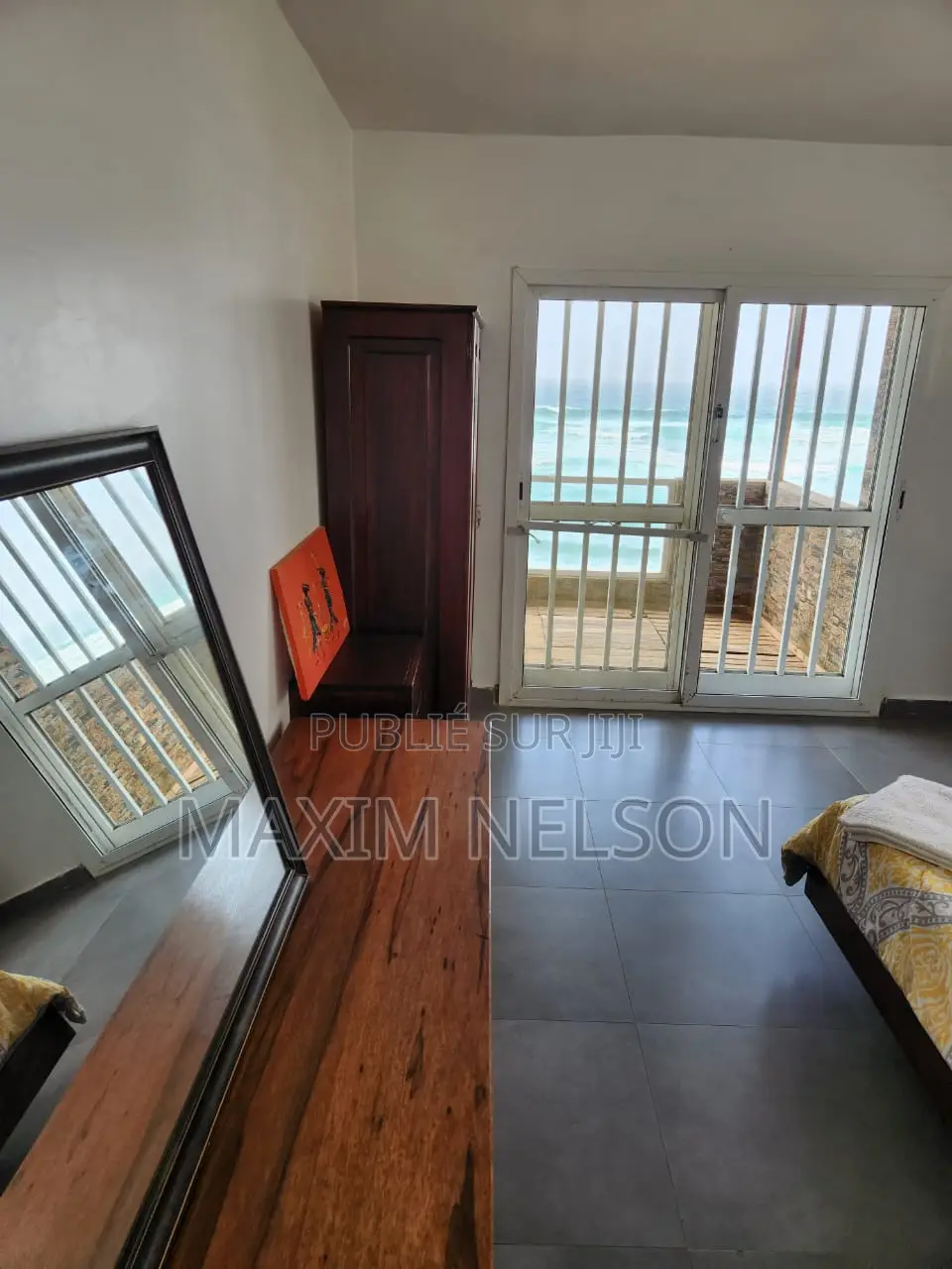 Meublé 2chbre Appartement dans Yoff à Louer