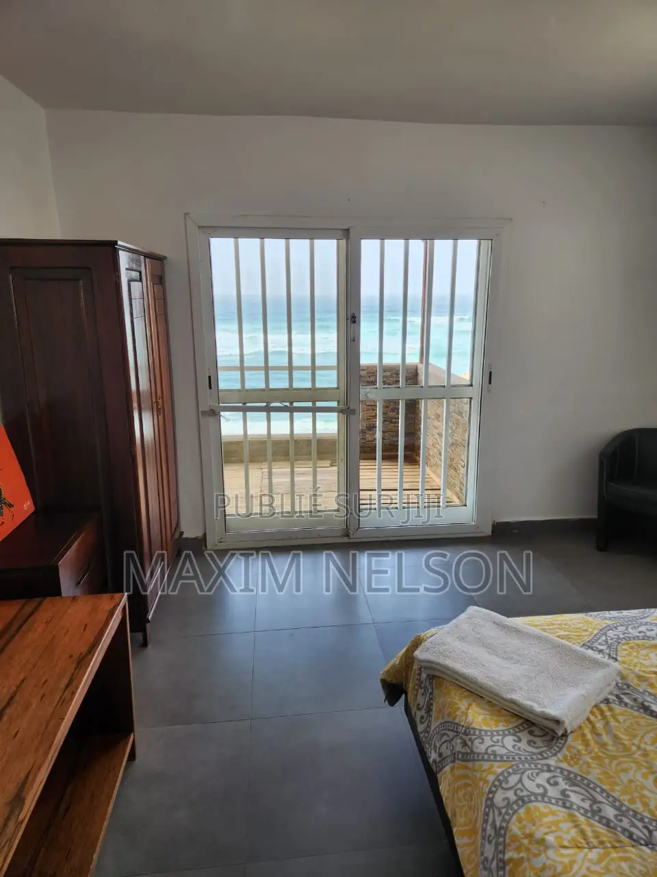 Meublé 2chbre Appartement dans Yoff à Louer