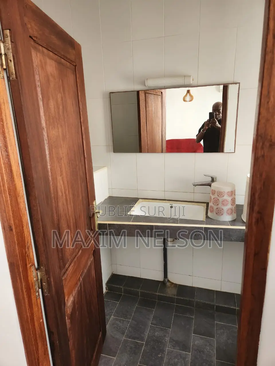 Meublé 2chbre Appartement dans Yoff à Louer