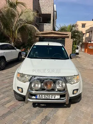 Mitsubishi L200 2013 Blanc