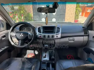 Mitsubishi L200 2013 Blanc