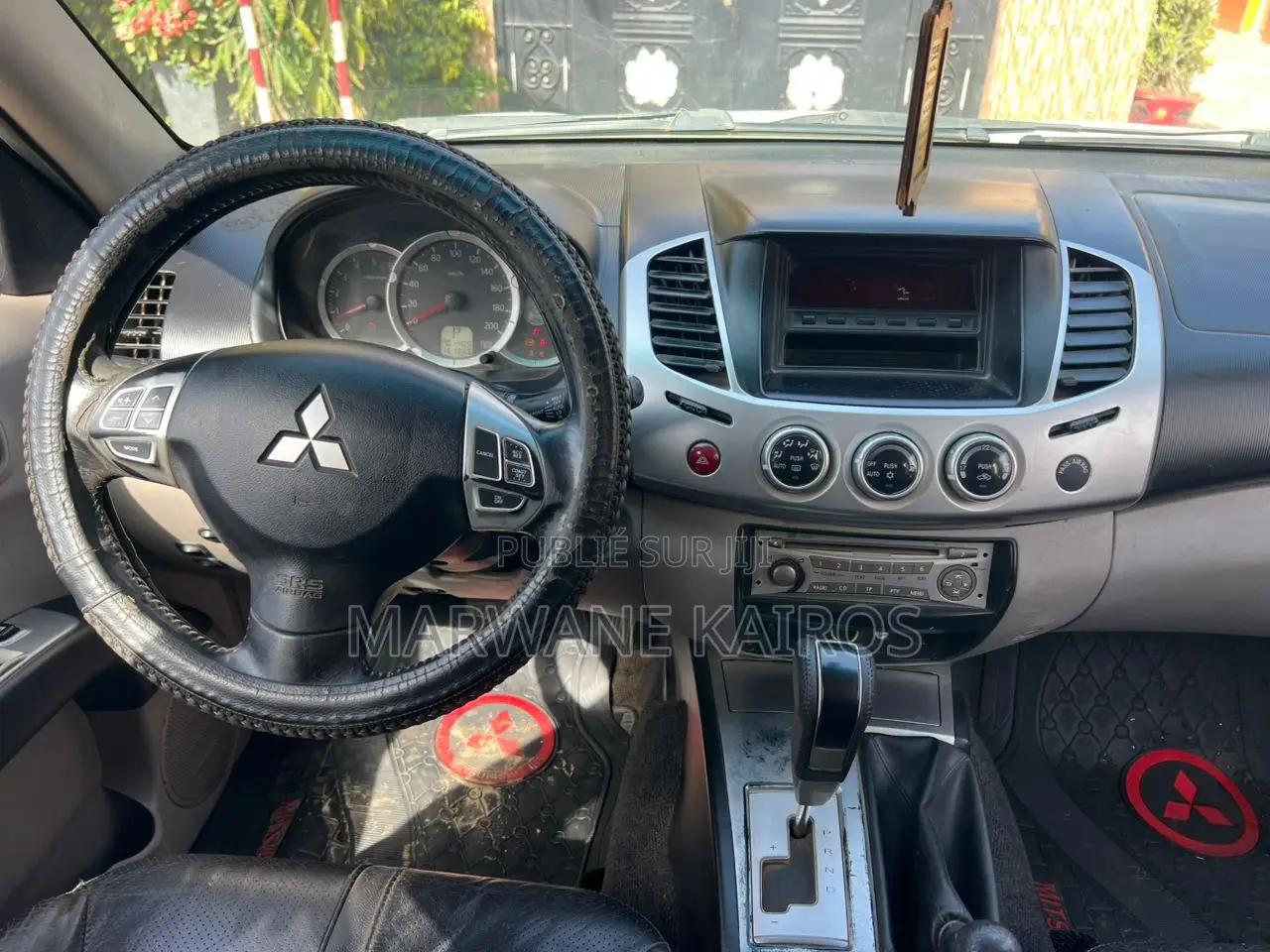 Mitsubishi L200 2013 Blanc