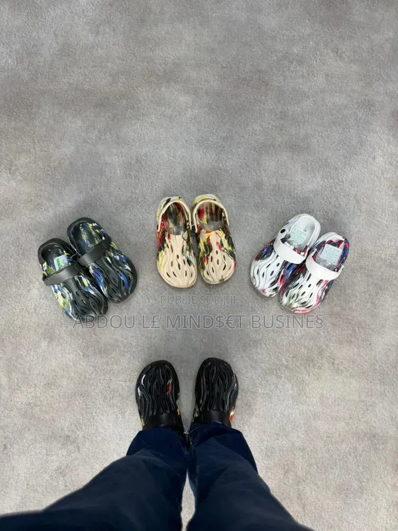 New Crocs Multicolore Original Qualité Disponible