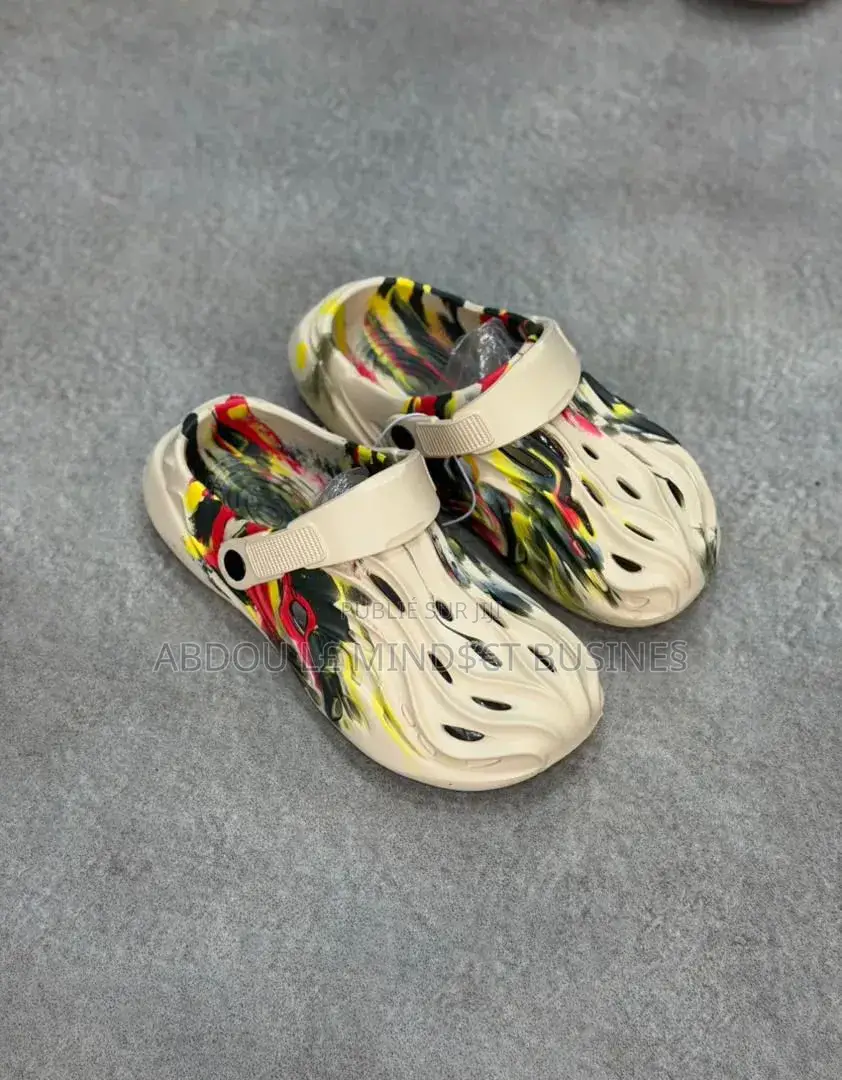 New Crocs Multicolore Original Qualité Disponible