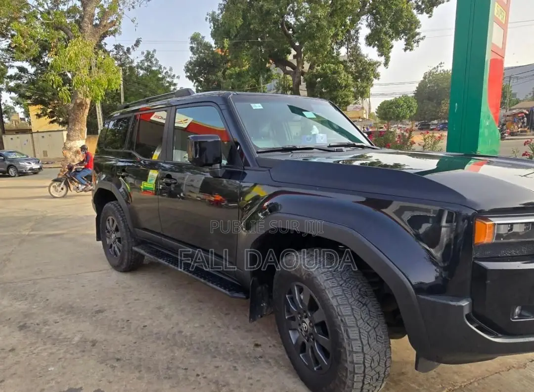 Toyota Land Cruiser Prado 2025 Noir