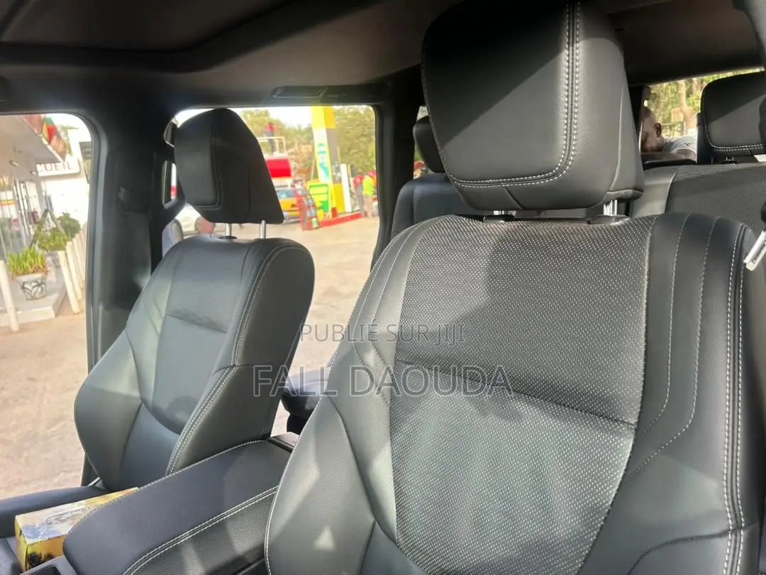 Toyota Land Cruiser Prado 2025 Noir