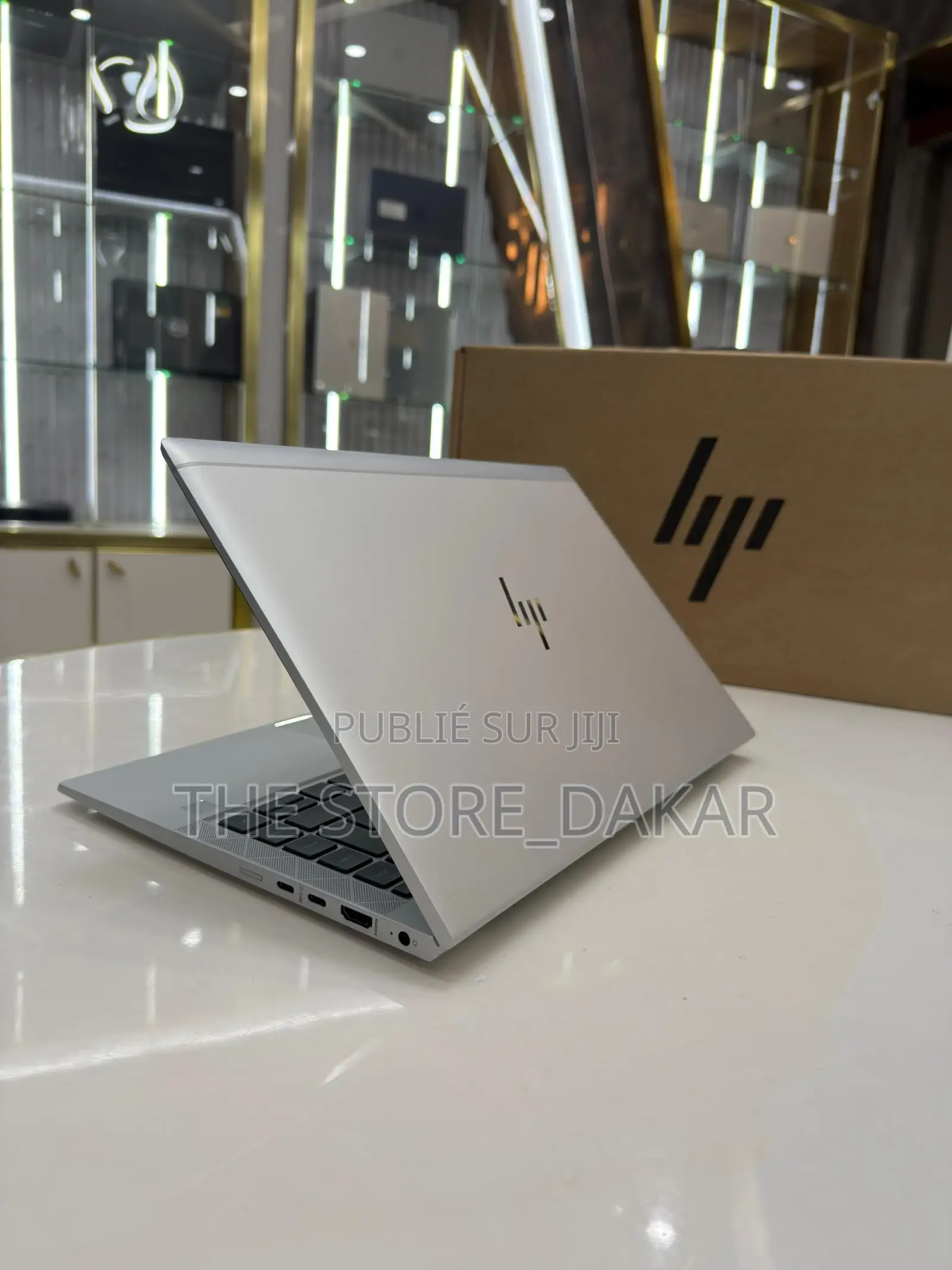 Nouveau Ordinateur portable HP EliteBook MT42 8GB AMD Ryzen 3 SSD 256GB
