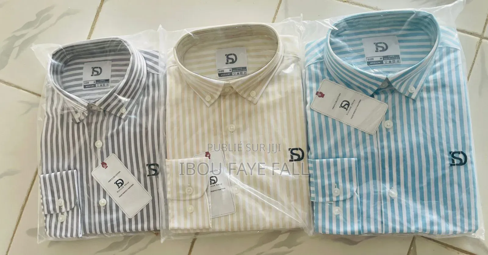 Vend Des Vêtements
