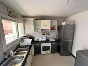 4chbre Appartement dans Ngor à Vendre