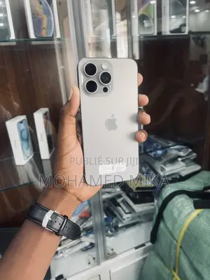 Nouveau Apple iPhone 15 Pro Max 256 GB Gris