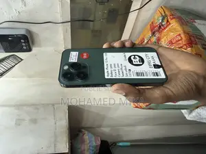 Nouveau Apple iPhone 13 Pro 128 GB Vert