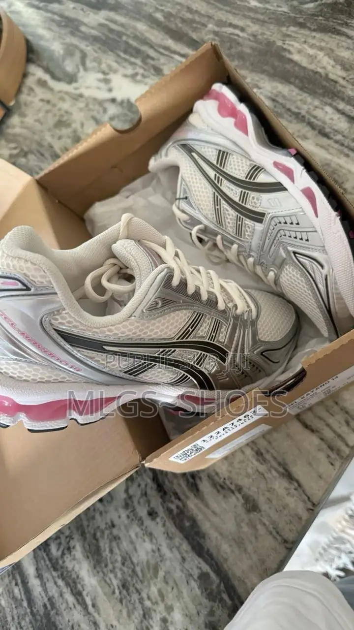 Asics Kayano Disponibles Pointures 40 À 45 Prix 13000fr