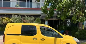 Citroen Berlingo 2017 Jaune
