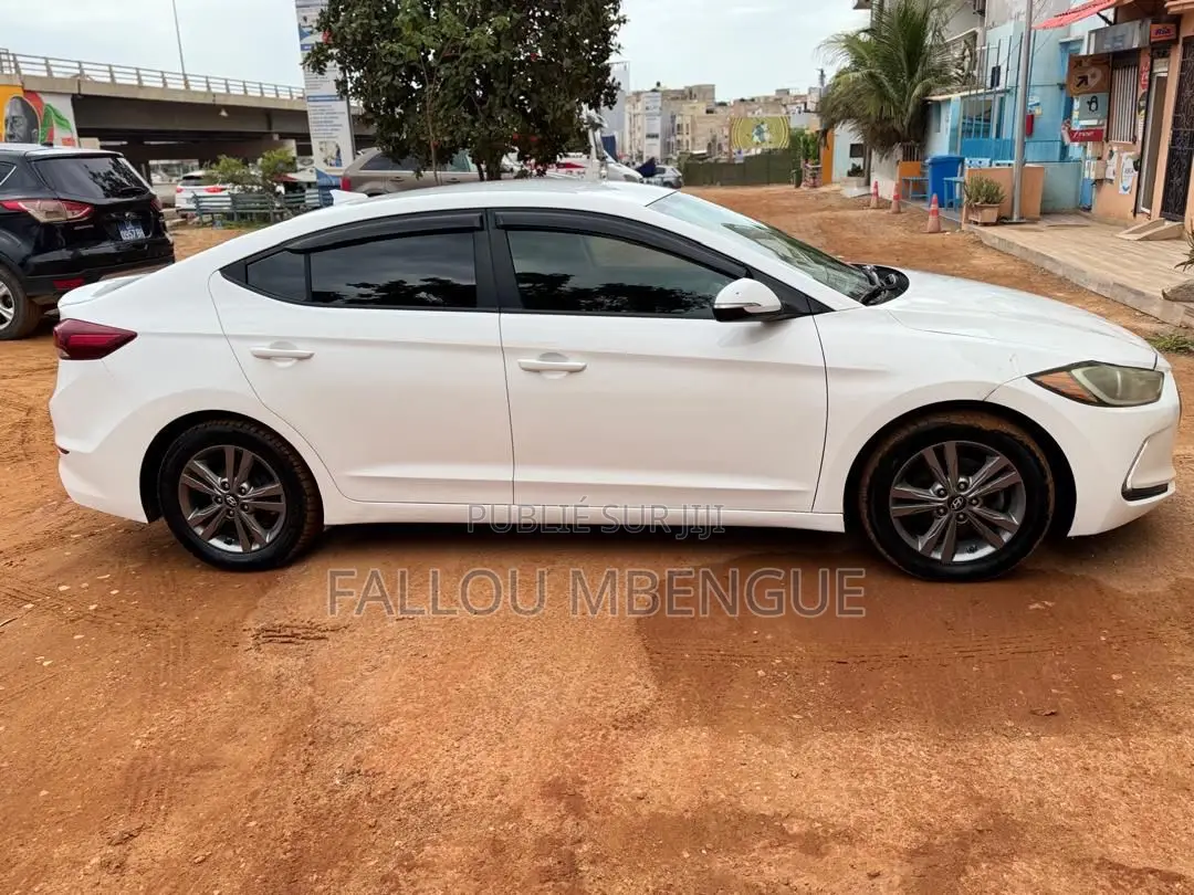 Hyundai Elantra 2017 Blanc