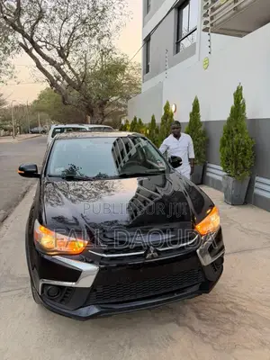 Mitsubishi RVR 2018 Noir